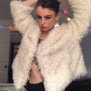 WHITE FAUX FUR JACKET